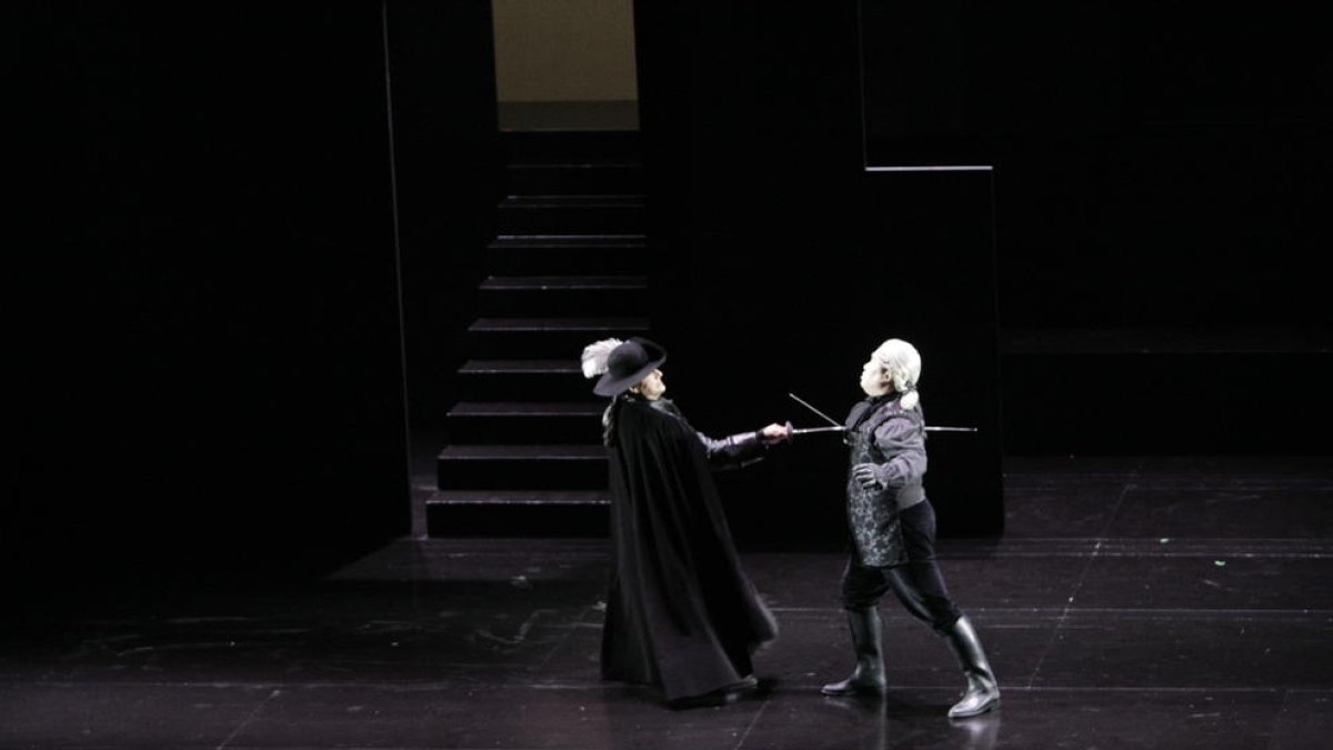Un moment de l’òpera ‘Don Giovanni’ de Mozart, que va tenir lloc ahir al Teatre de la Llotja.