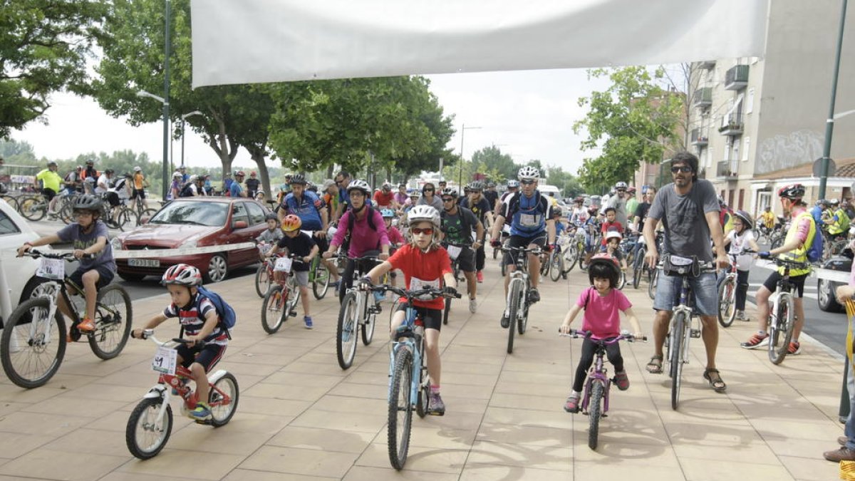 El ciclisme, l'hàbit esportiu més practicat