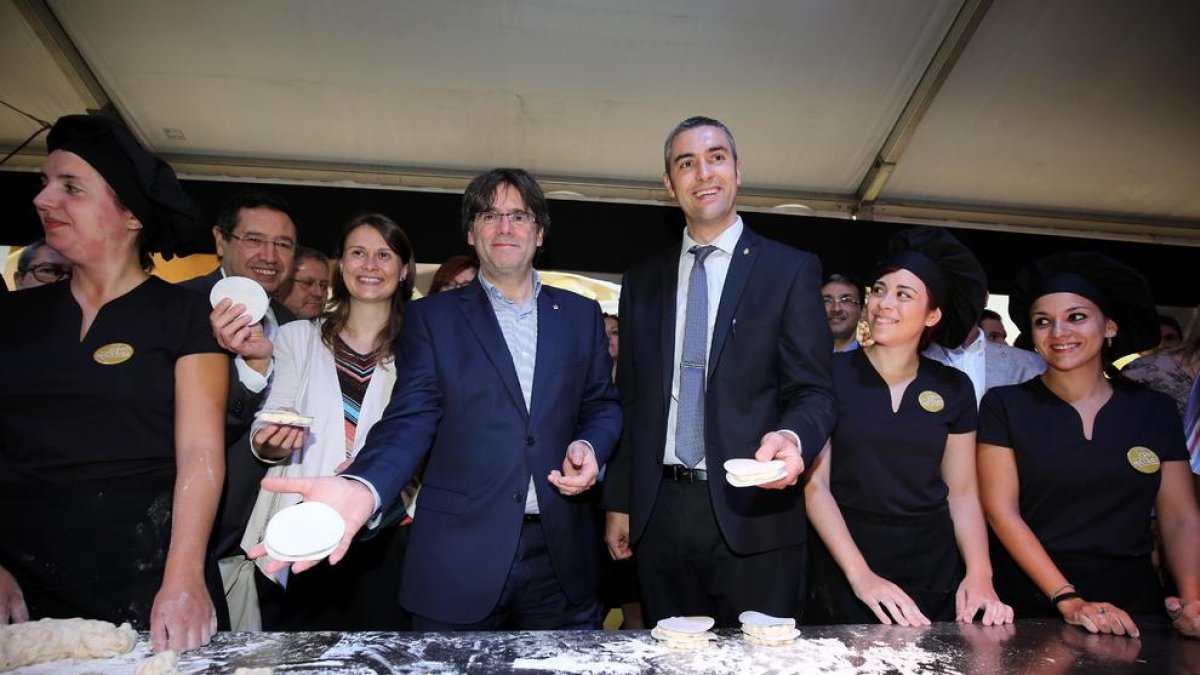 Puigdemont insta l'Estat a negociar la data i la pregunta del referèndum