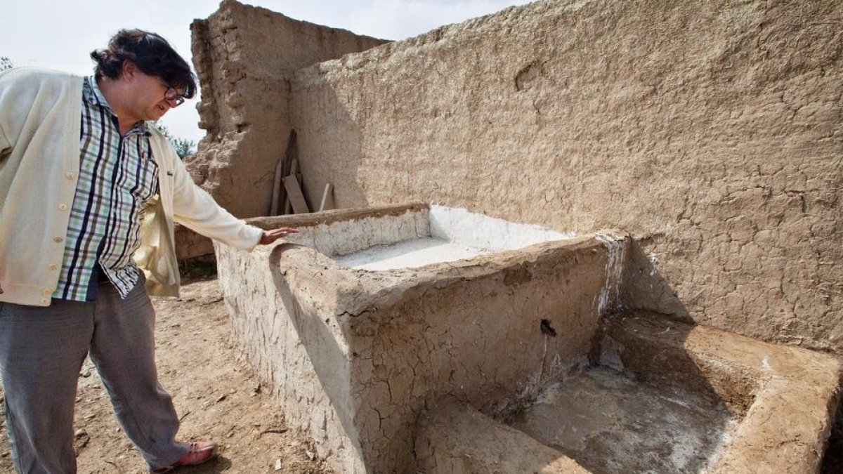 Reconstrucció d’una piadora per a raïm als Estinclells de Verdú.