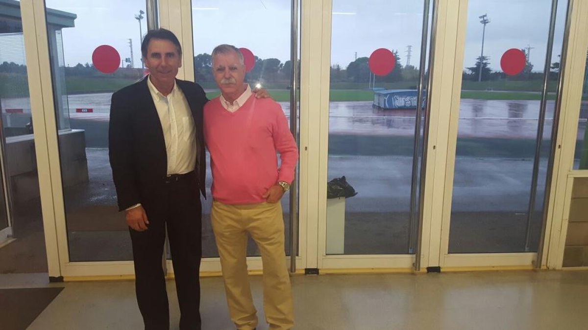 Hornillos, al costat del tècnic lleidatà Antoni Cánovas.