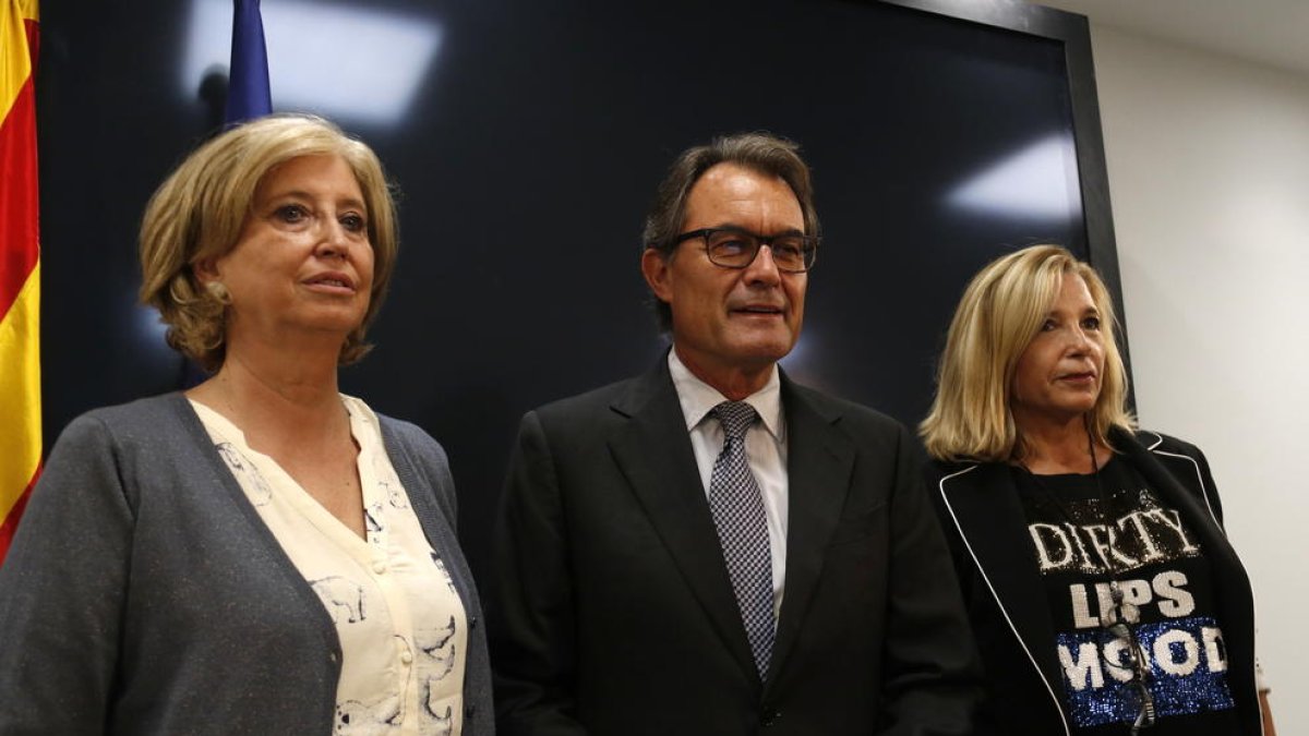 Rigau, Mas i Ortega, quan van saber que la Fiscalia els demanava 9 i 10 anys d’inhabilitació.