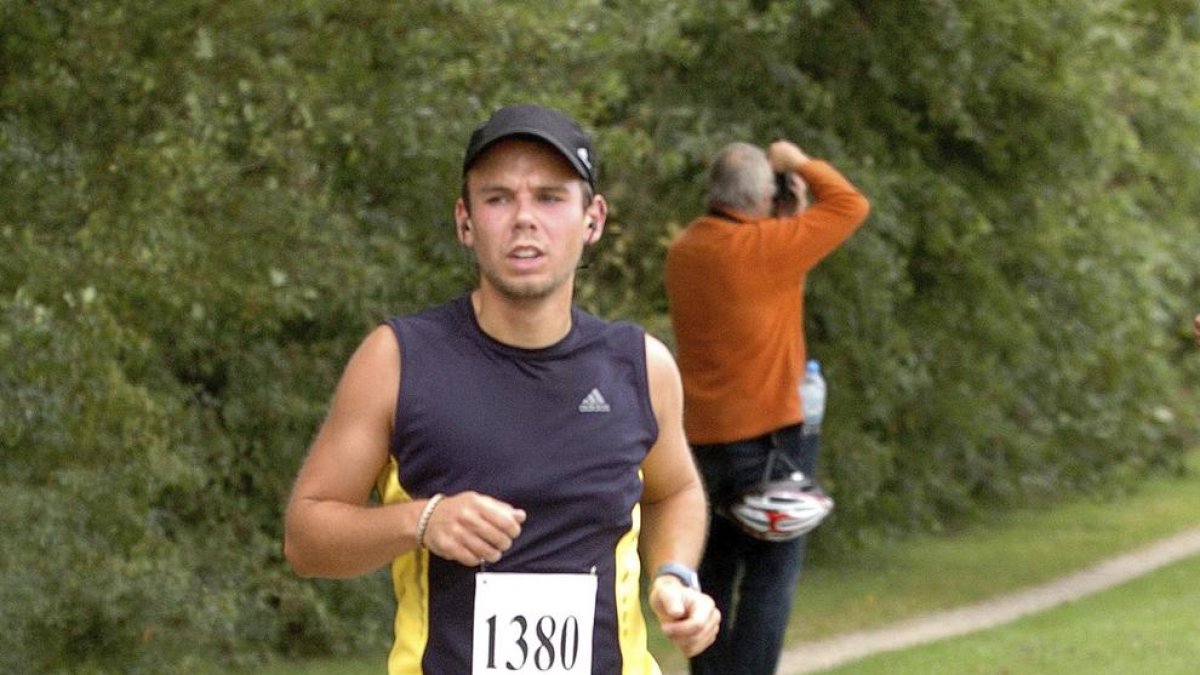 El pare del copilot de Germanwings nega la versió del suïcidi en l'aniversari de la tragèdia