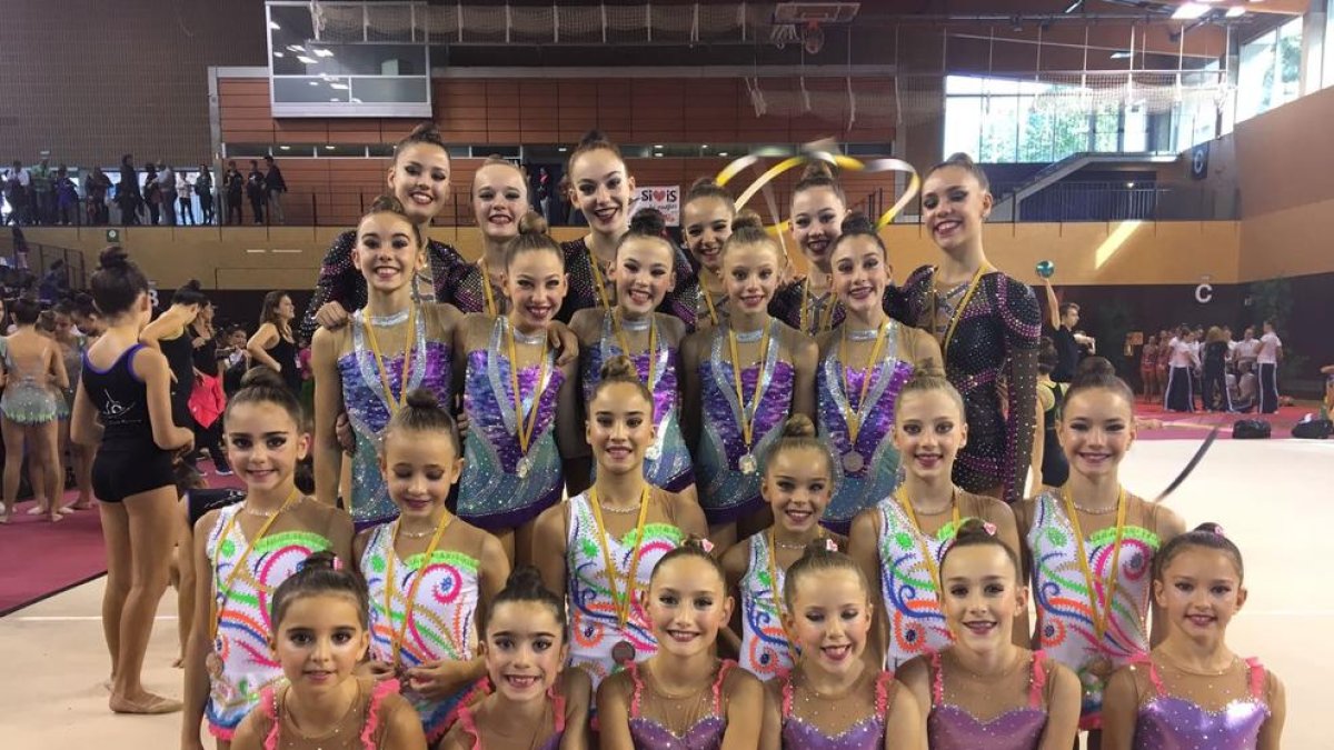 Tres equips de rítmica del Sícoris, subcampions de Catalunya