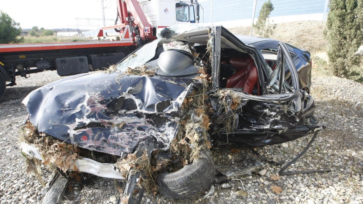 Estado en el que quedó el coche de la víctima.