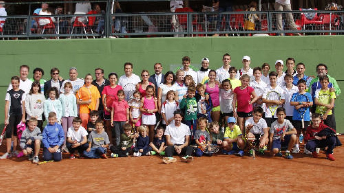 Els més joves del CT Urgell van gaudir d’una jornada atapeïda d’activitats relacionades amb l’esport.