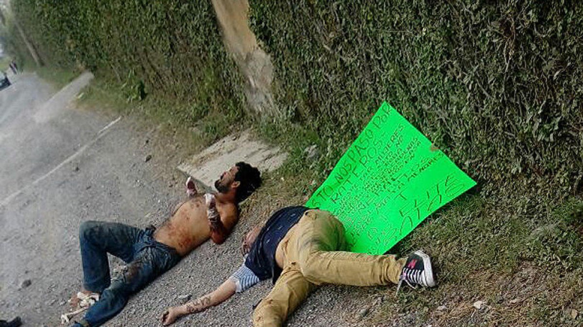 Dos dels homes que van aparèixer amb les mans amputades.