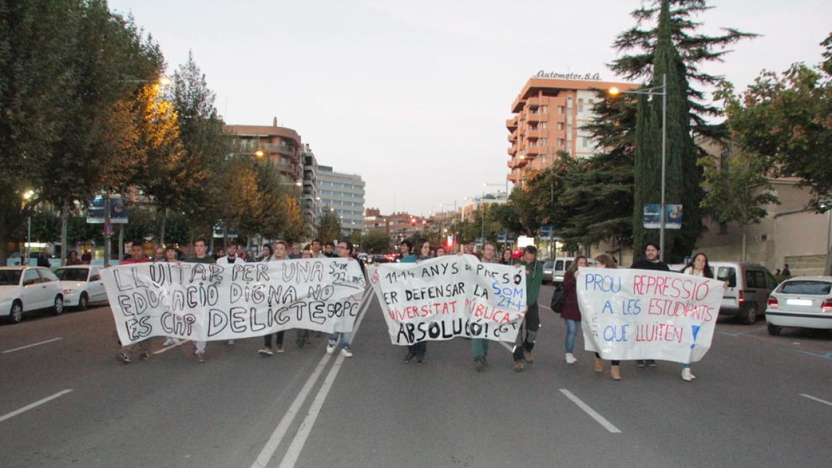 El Parlament insta el Govern a reduir un 30% el preu de les carreres