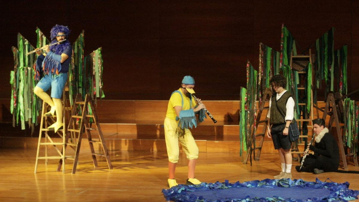 Espectacle ‘Pere i el llop’, ahir a l’Auditori Enric Granados.