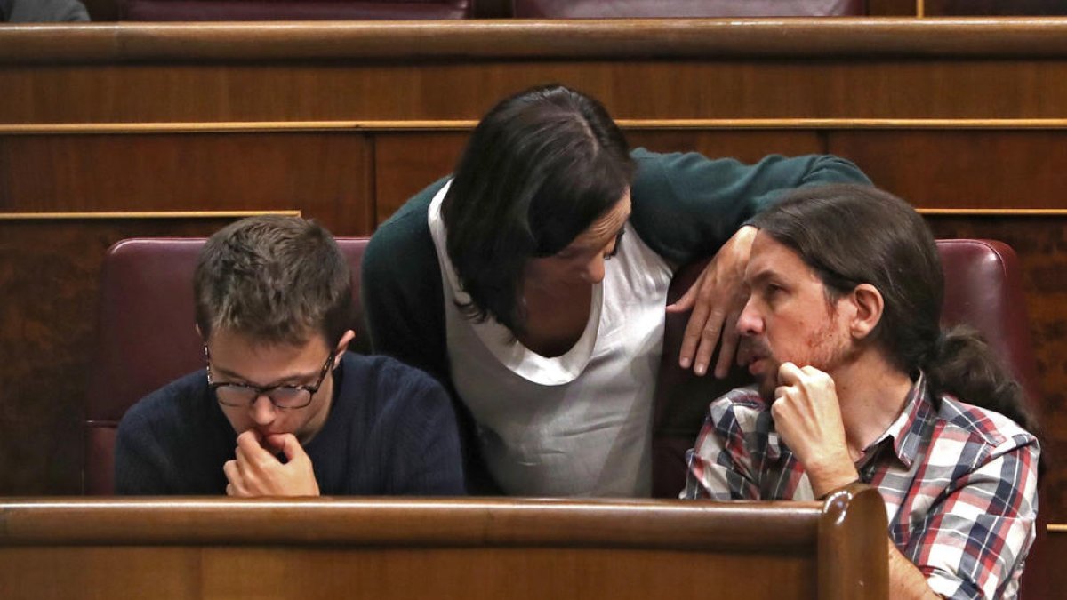 Íñigo Errejón, Carolina Bescansa i Pablo Iglesias al Congrés.