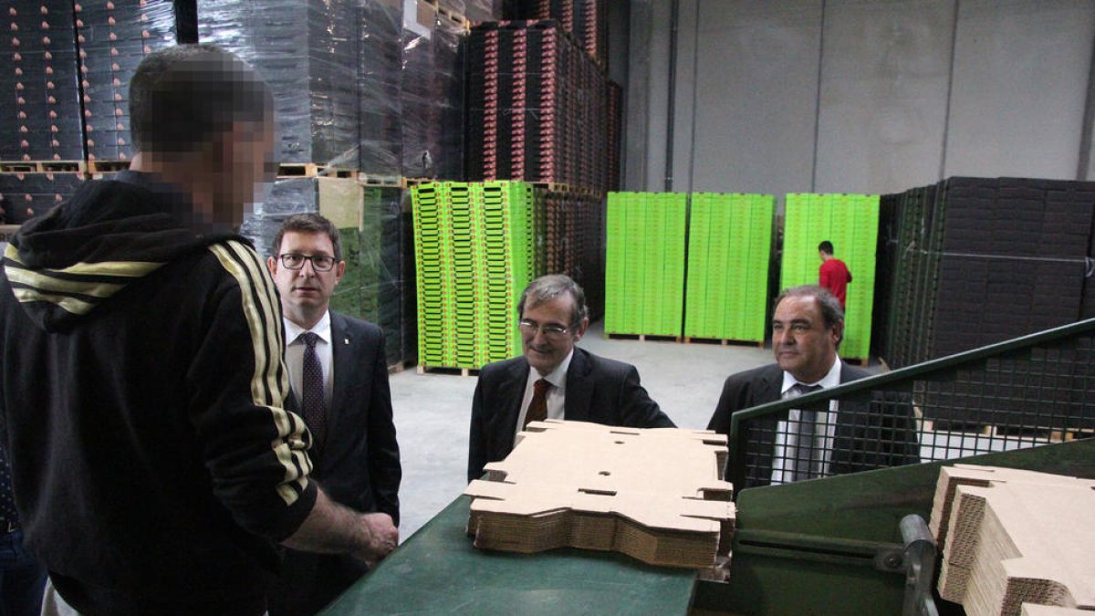 El conseller va visitar ahir al matí les instal·lacions del CIRE de Raimat.