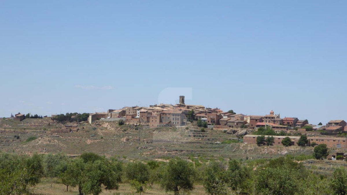 Mor al bolcar amb el tractor a les Garrigues