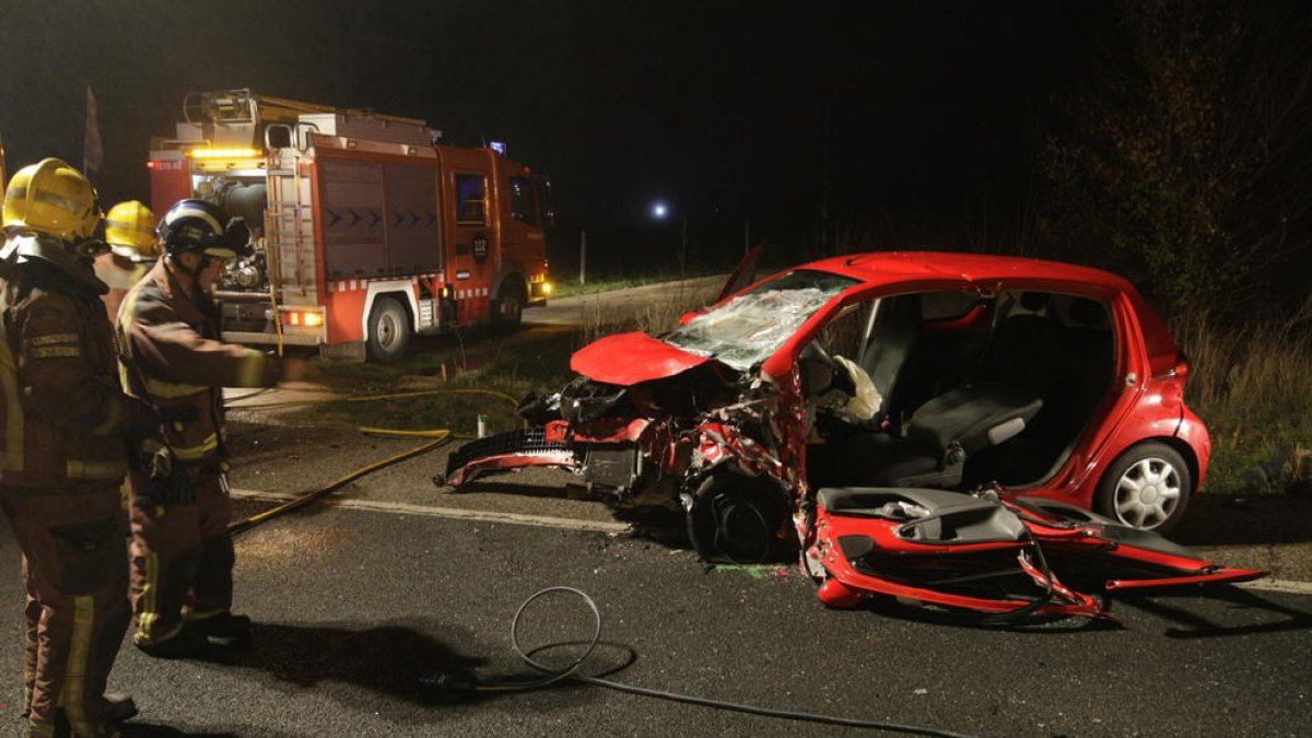 Un accident entre dos vehicles talla l'N-240 entre les Basses i Lleida ciutat