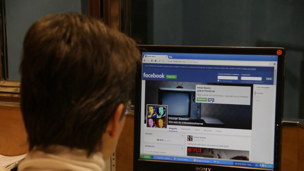 Vols saber quants diners generes a Facebook amb les teues dades?