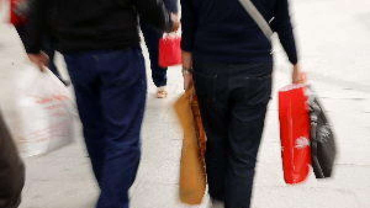 La confianza del consumidor aumenta en noviembre por las mayores expectativas