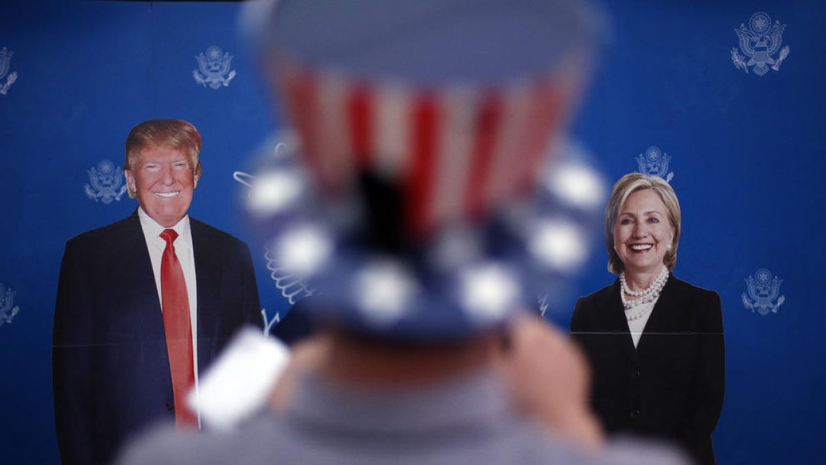 Trump s'atansa a la Casa Blanca amb victòries en la majoria d'estats clau