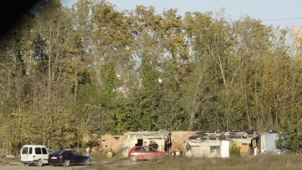 Imagen de ayer del campamento que hay en Cappont.