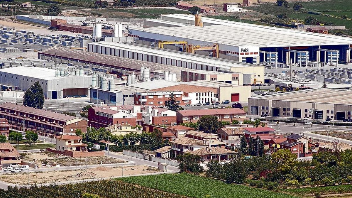Imagen de las instalaciones de Prefabricats Pujol en la capital del Pla d’Urgell.