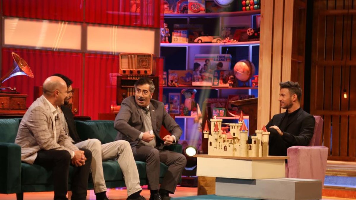 Pepe Viyuela i Rubén Cortada, a la secció d’Agustín Jiménez, amb Eduardo Aldán a la dreta.