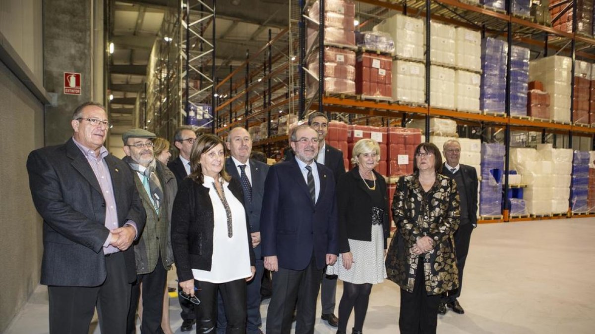 Joan Aregio, Joan Rañé y la alcaldesa de Tàrrega, Rosa M. Perelló, visitaron las instalaciones.