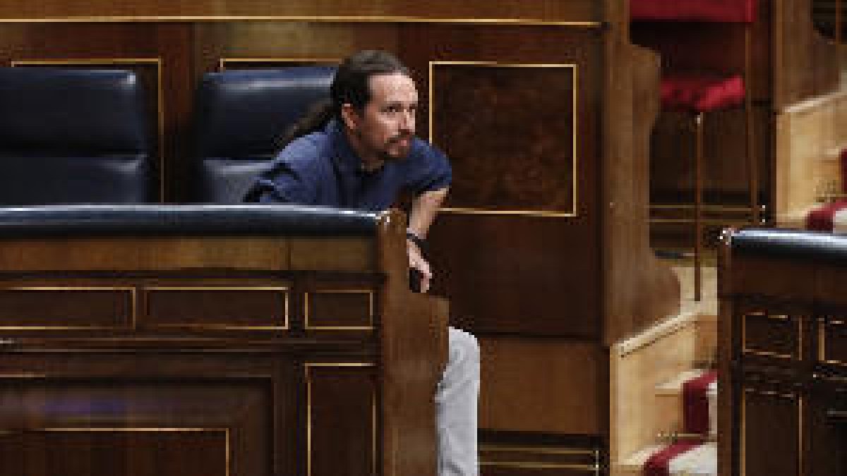 El Congreso vota mañana la petición de Podemos de subir el SMI a 800 euros en 2018