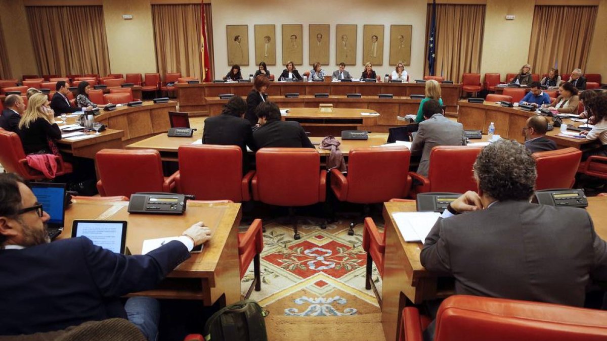 Un momento de la reunión sobre el Pacto de Toledo celebrada ayer en el Congreso.