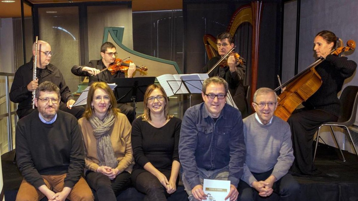 Responsables de museus de la Xarxa i el quartet Prisma, ahir.