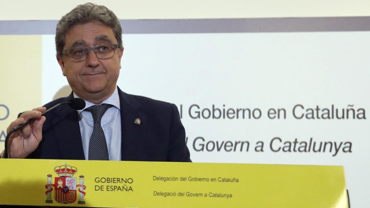 El delegat del Govern estatal a Catalunya, Enric Millo, va informar dels acords del Consell de Ministres.