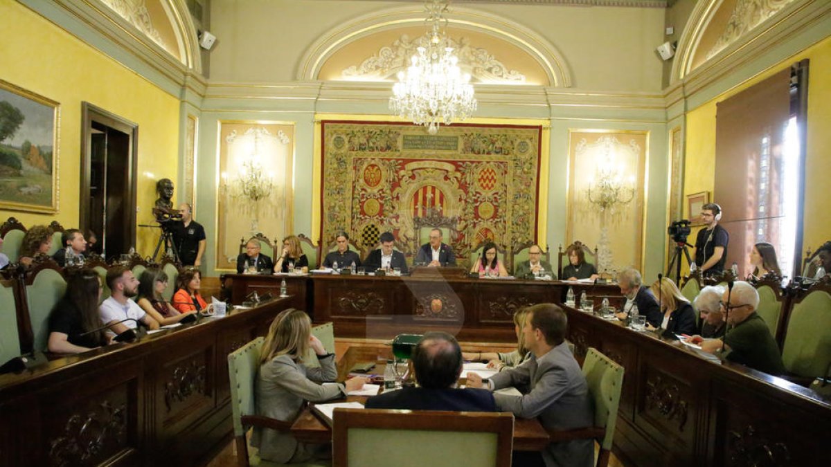 Ple del cartipàs a la Paeria de Lleida