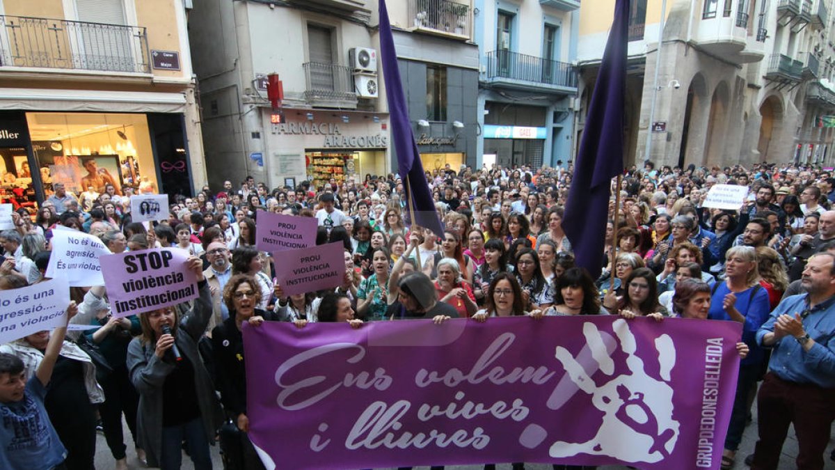 Concentració a Lleida en contra de la sentència del cas 'Manada'