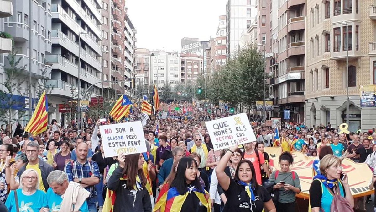 Manifestació de la vaga del 18-O a Lleida