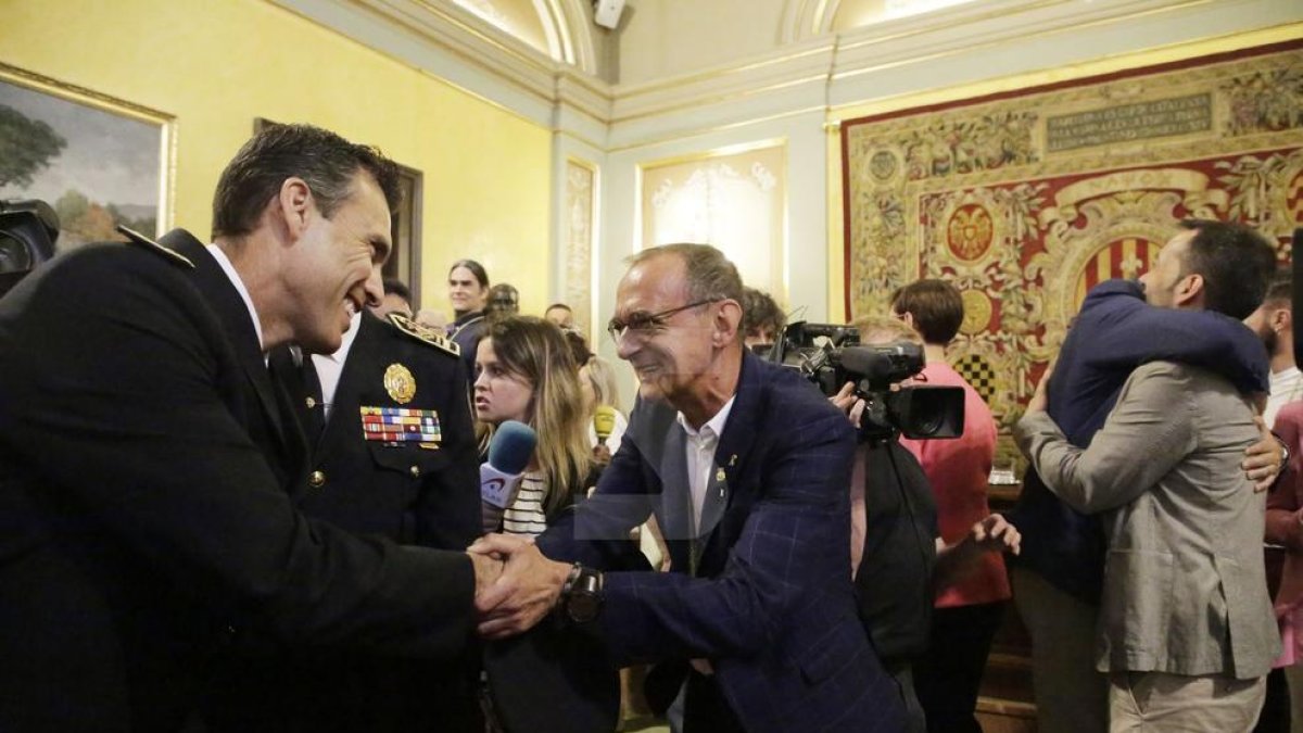 GALERIA. Les imatges del ple d'investidura de Miquel Pueyo