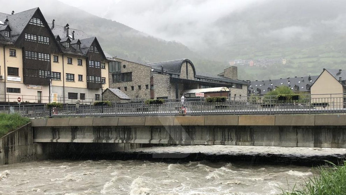 Alerta per la crescuda del cabal dels rius del Pirineu