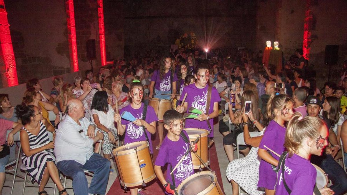 La iglesia de Sant Domènec acogió ayer por la noche la presentación de la programación del Aquelarre 2018.