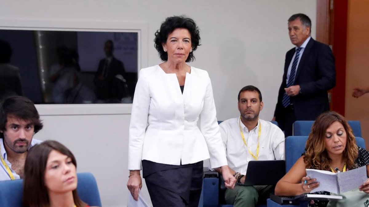 Isabel Celaá, a la roda de premsa després del Consell de Ministres.