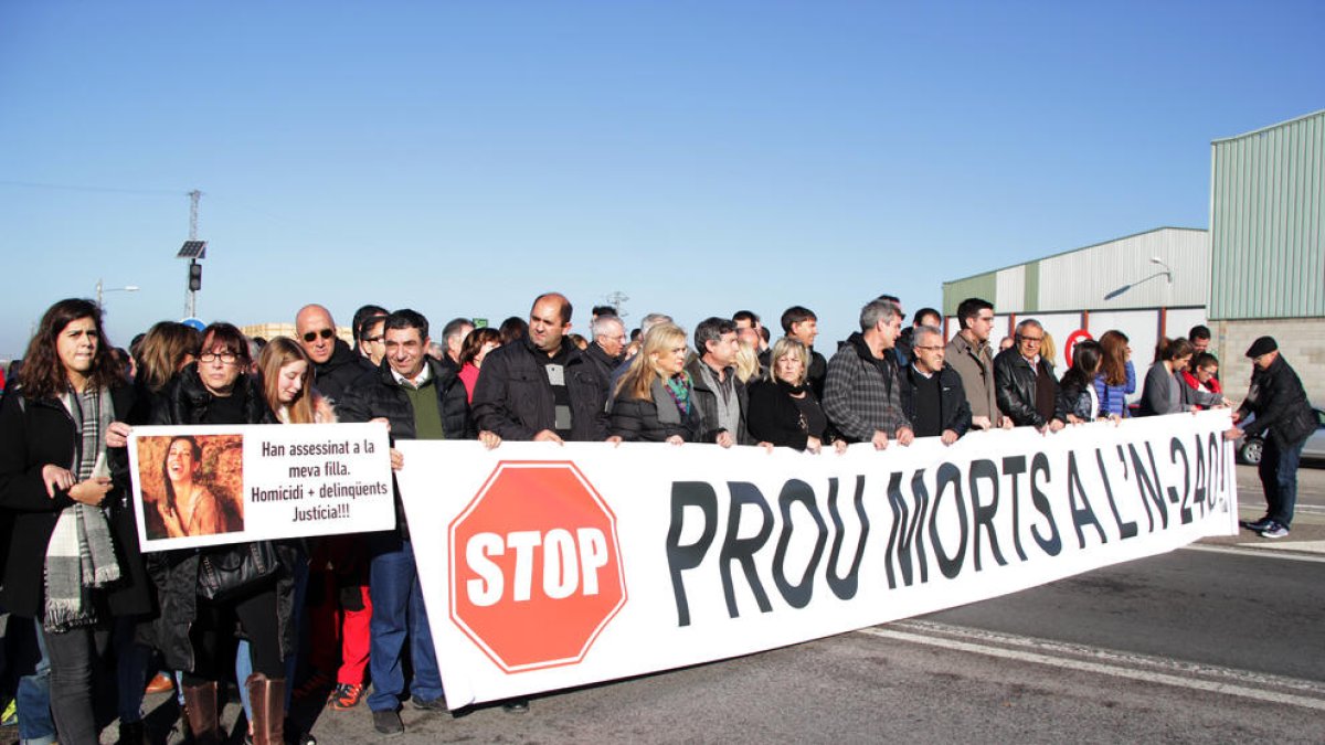 Imagen de la protesta, que volvió a contar con la participación de la familia de la última víctima mortal.