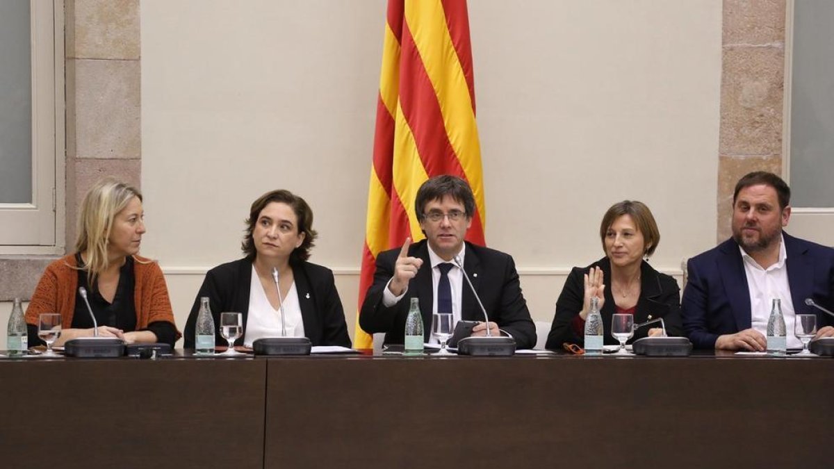 Govern, partits i entitats fan el primer pas pel Pacte Nacional pel Referèndum