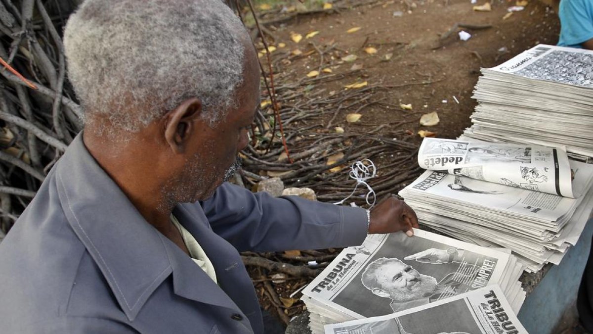 La fotografía del líder de la Revolución cubana presidía ayer las portadas de la prensa de la isla.