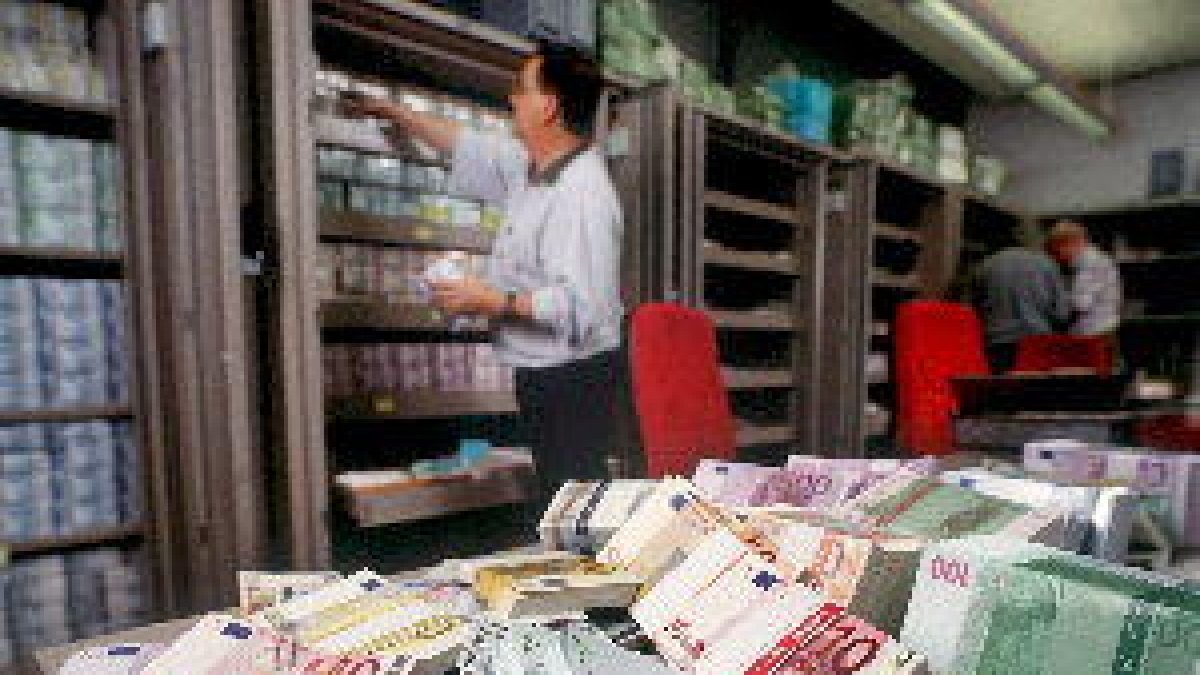 Aún hay 1.643 millones de monedas y billetes de peseta sin canjear