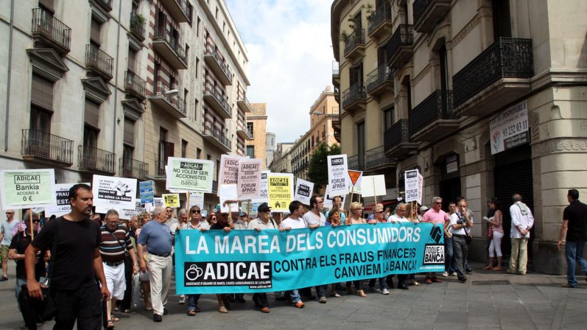Imagen de archivo de una protesta contra la banca en Barcelona.