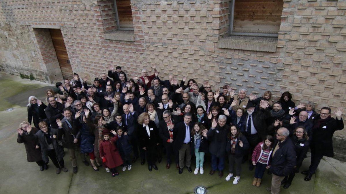 La Paeria va celebrar ahir la tradicional recepció als Ambaixadors de Lleida, amb un centenar de participants, a la Panera.