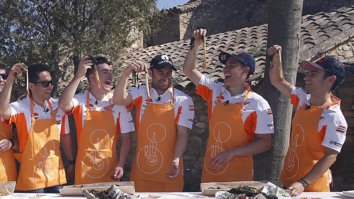 Marc Màrquez i Dani Pedrosa se’n van de calçotada
