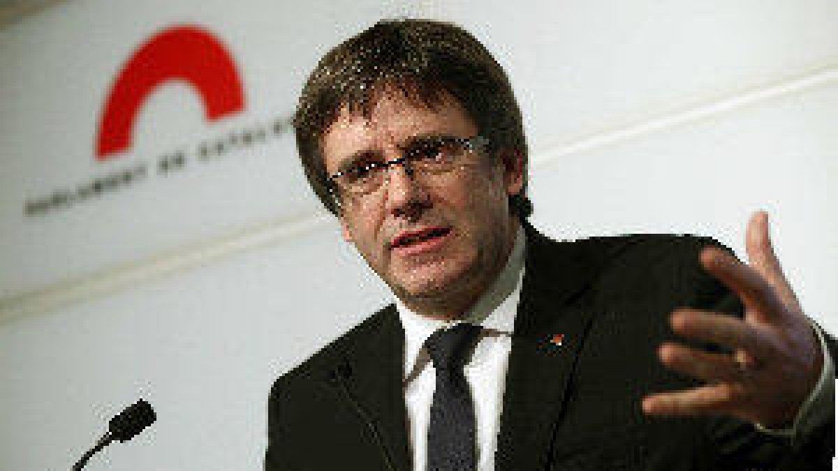 Puigdemont crida a seguir l’exemple de Macià cap a una 