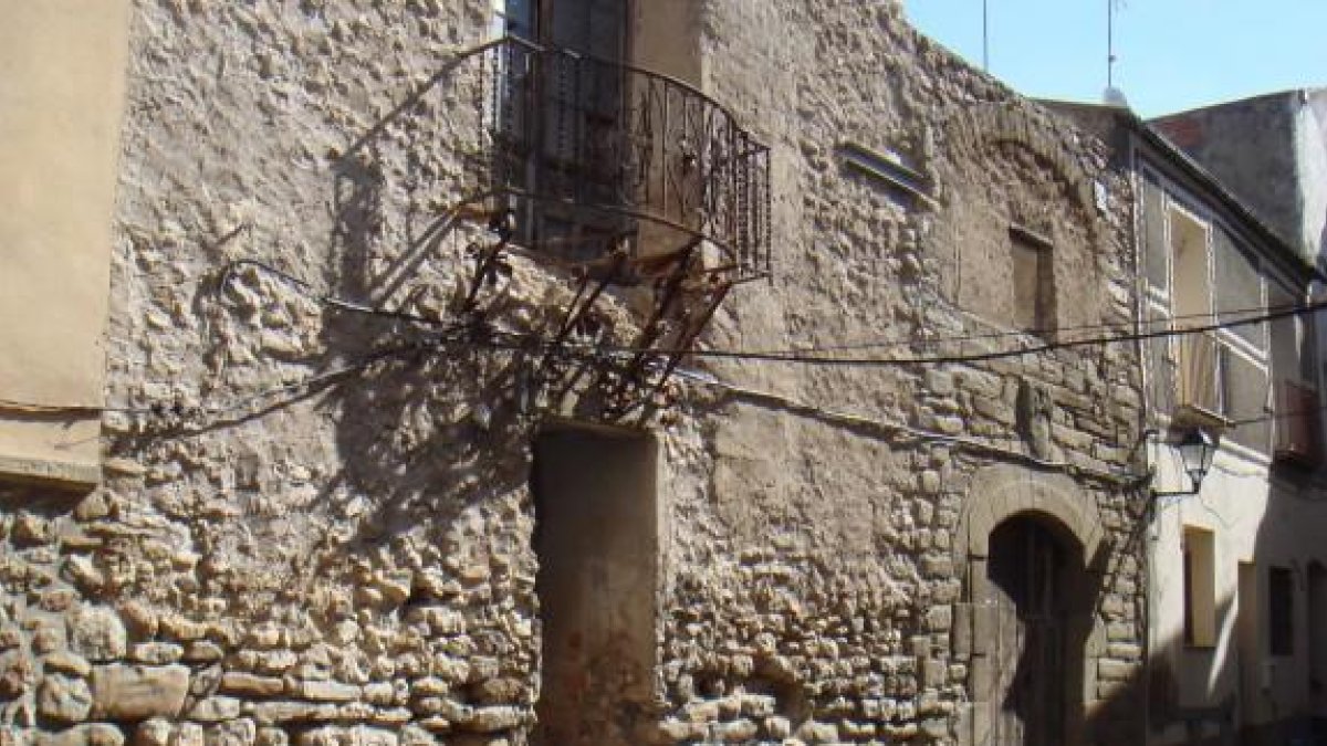 Imagen de una parte de El Castell de Peramola.