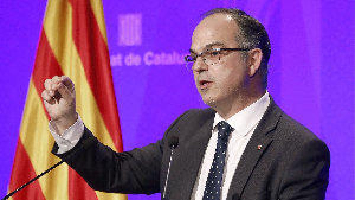 Govern se persona ante el TC para defenderse de la 