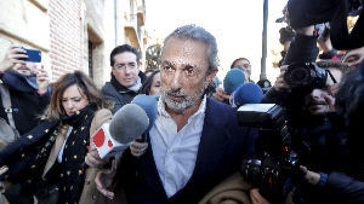 El jutge reobre el cas sobre la caixa B del PP i cita a declarar a Correa