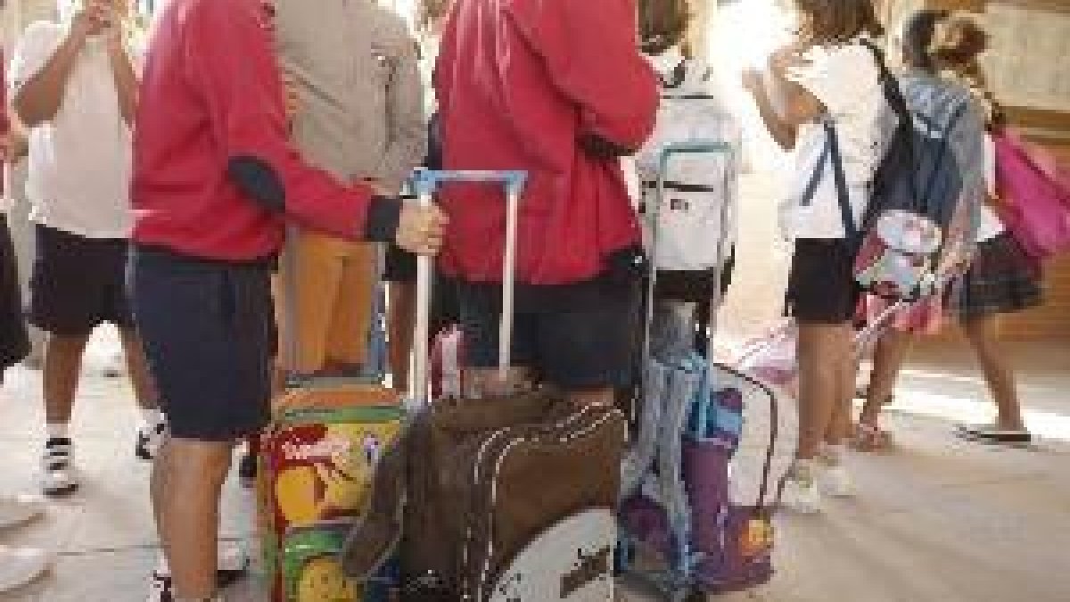 Els col·legis dediquen només 1 hora al mes a educar en la prevenció del càncer