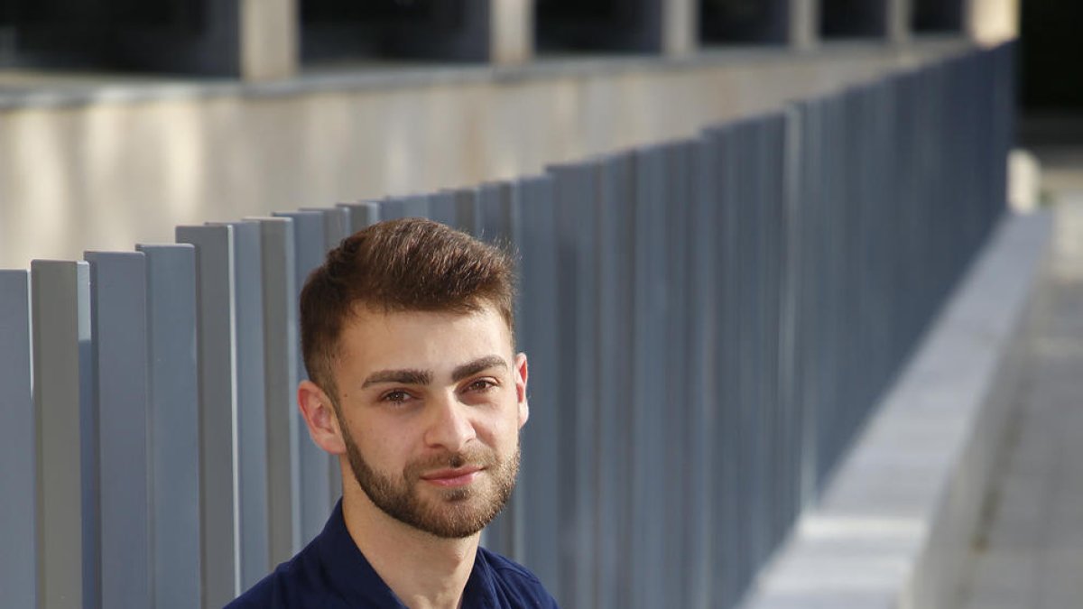 Adam Najjari, ahir a la facultat de Medicina de la UdL.