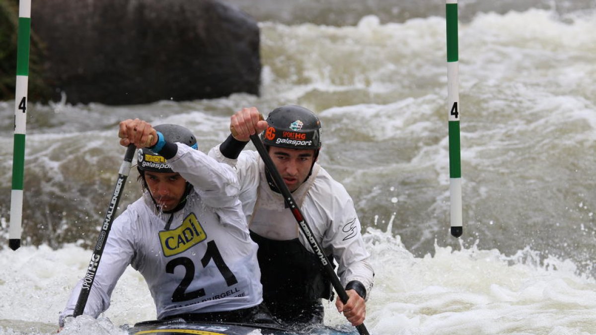 Dani Marzo y Jesús Pérez, ayer en pleno esfuerzo en la prueba de la Copa de España.