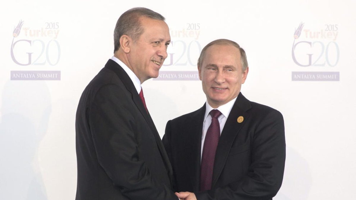 El president turc i el rus durant la reunió del G-20 a Antalya (Turquia) el novembre del 2015.